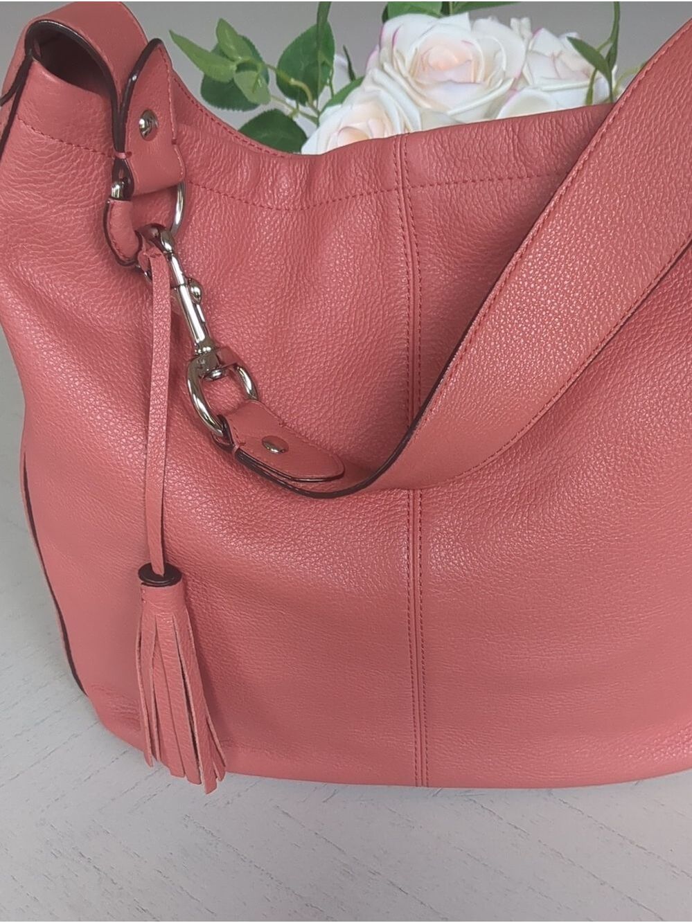 Coach Large coral Avery Leather Hobo Shoulder Bag F23309 Pebbled Leather - Picture 3 of 11